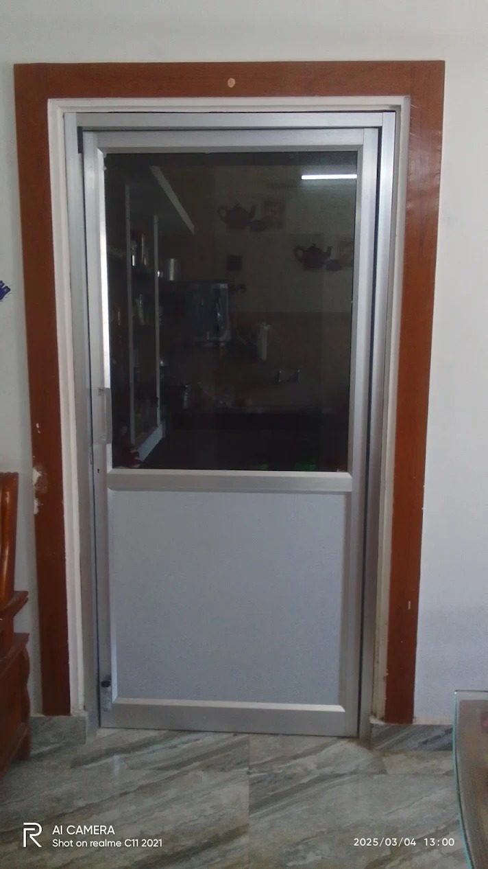 Glass and aluminium 3